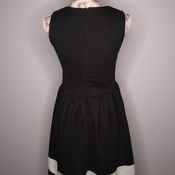 Black White Dress White Color Block Stripe Flare - Picture 7 of 14